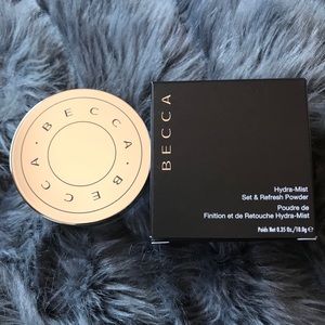 BECCA HYDRA-MIST set & refresh powder.